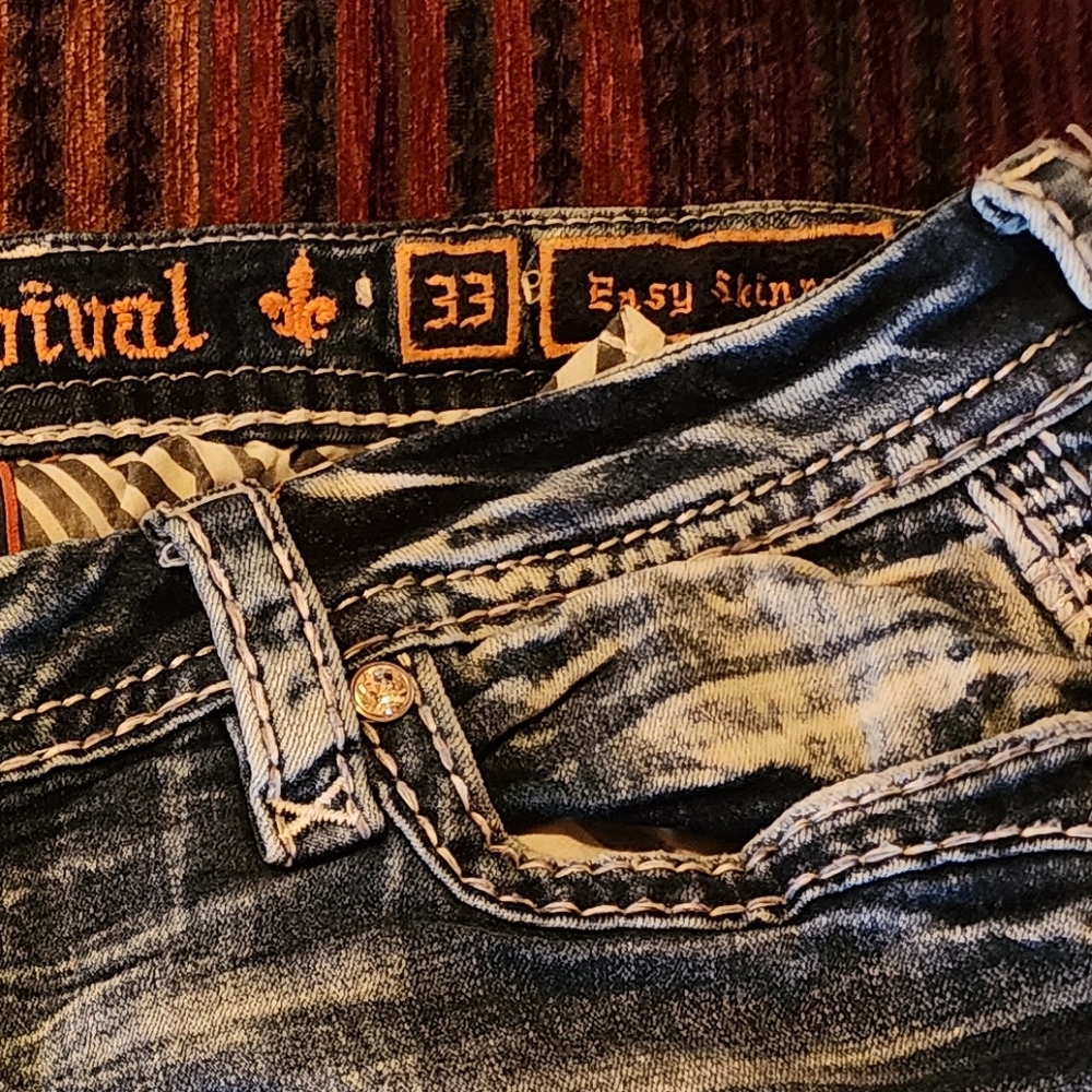 Jeans - Picture 3 of 3